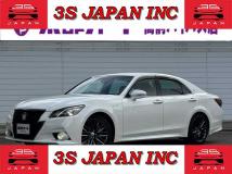 2014 Toyota Crown