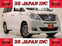 2013 Toyota Alphard Hybrid