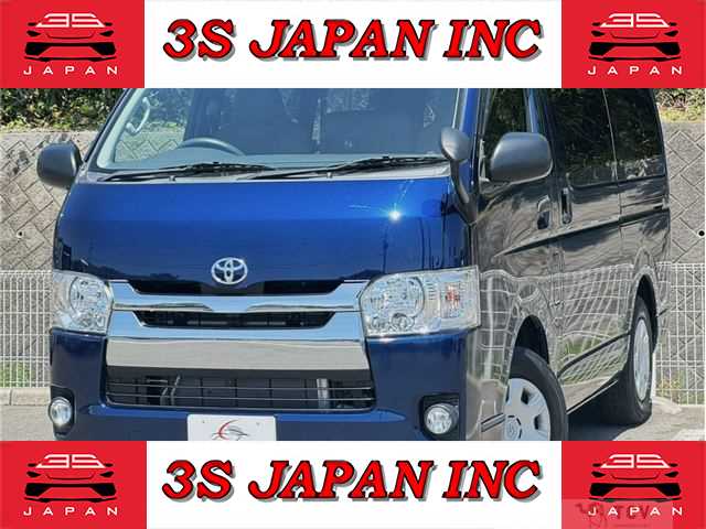 2015 Toyota Regiusace Van