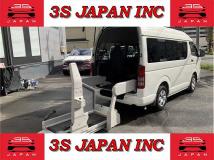 2011 Toyota Hiace