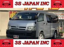 2004 Toyota Hiace