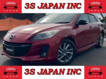 2013 Mazda Axela Sport