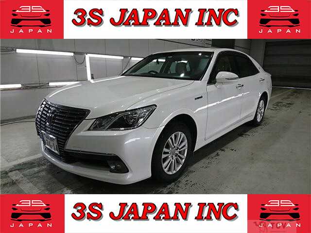 2015 Toyota Crown