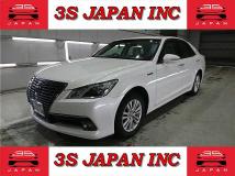 2015 Toyota Crown