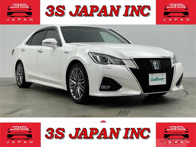 2016 Toyota Crown Hybrid