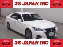 2015 Toyota Crown Hybrid