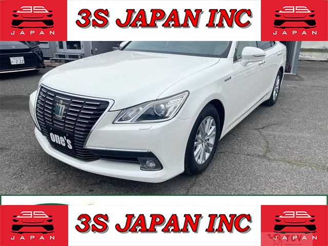 2013 Toyota Crown