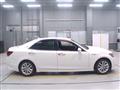 2013 Toyota Crown Hybrid