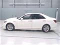 2013 Toyota Crown Hybrid