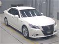 2013 Toyota Crown Hybrid