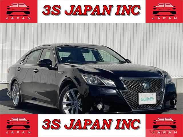 2014 Toyota Crown Hybrid