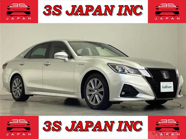 2018 Toyota Crown Hybrid