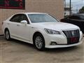 2017 Toyota Crown Hybrid