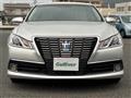 2013 Toyota Crown Hybrid