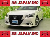 2014 Toyota Crown Hybrid