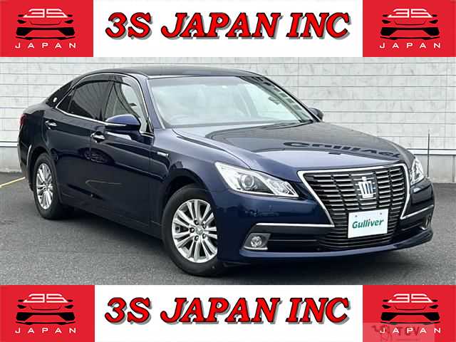 2014 Toyota Crown Hybrid