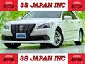 2013 Toyota Crown Hybrid