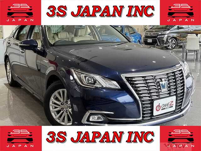 2016 Toyota Crown Hybrid
