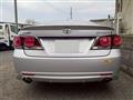 2015 Toyota Crown