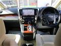 2016 Toyota Alphard