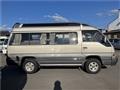 1991 Nissan Caravan