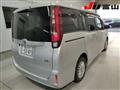 2014 Toyota Noah