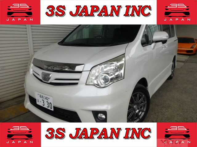 2013 Toyota Noah
