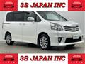 2012 Toyota Noah