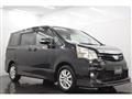 2010 Toyota Noah