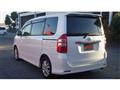 2010 Toyota Noah