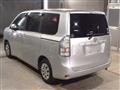 2010 Toyota Voxy