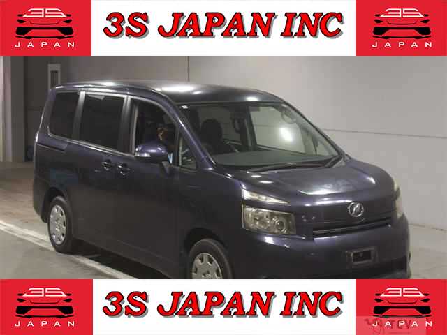 2008 Toyota Voxy