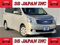 2013 Toyota Noah