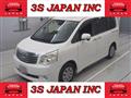 2013 Toyota Noah