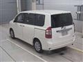 2013 Toyota Noah