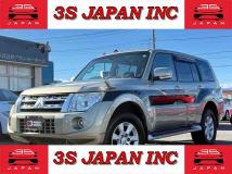 2012 Mitsubishi Pajero