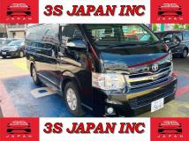 2011 Toyota Regiusace Van