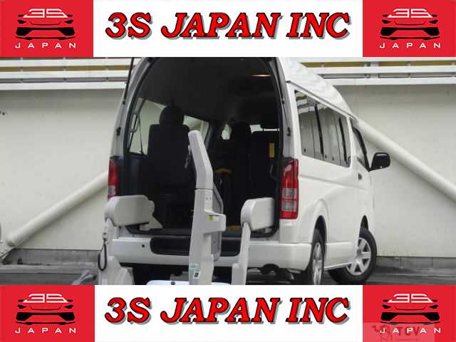 2012 Toyota Regiusace Van