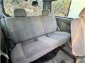 2004 Nissan Caravan