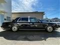 2000 Toyota Century
