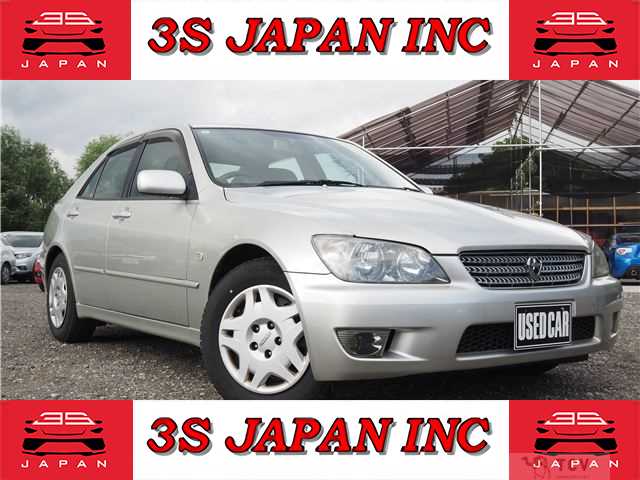 2004 Toyota Altezza