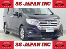 2013 Honda Step WGN