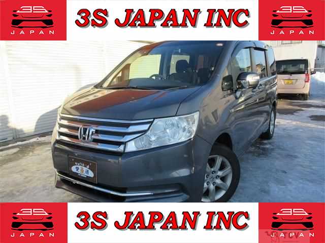 2013 Honda Step WGN