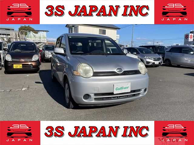 2005 Toyota Sienta