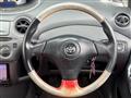 2001 Toyota Vitz