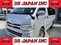 2011 Toyota Hiace Van