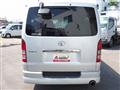 2005 Toyota Hiace