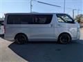 2006 Toyota Hiace