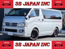 2006 Toyota Hiace