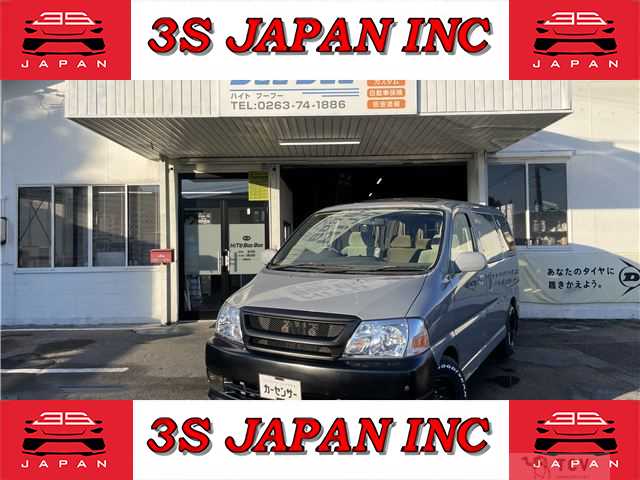 2000 Toyota Granvia